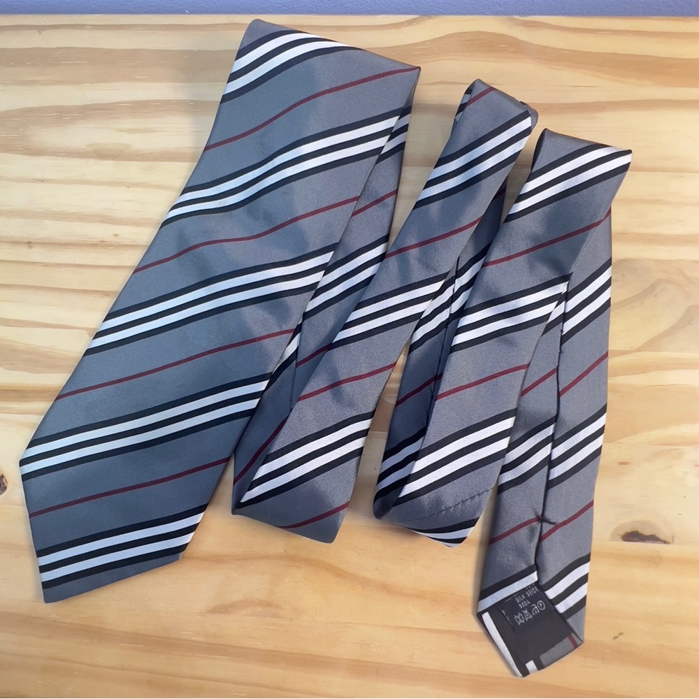Burberry Grey Striped Silk Tie